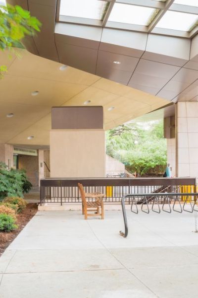 Rockinteriors_Duke-Hospital-front_11-copy.jpg-nggid03555-ngg0dyn-453x680-00f0w010c010r110f110r010t010
